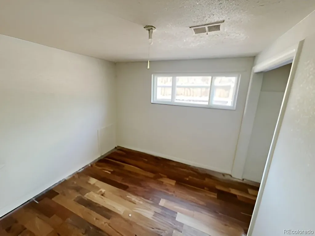 1100 S Zenobia Street Denver CO 80219