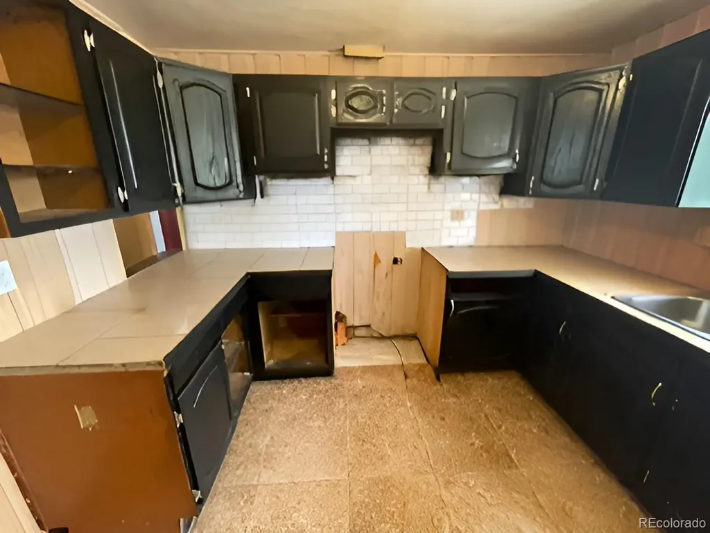 1100 S Zenobia Street Denver CO 80219