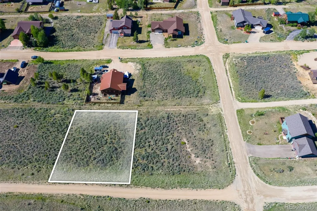 Lot 38-41 E Ridgeway Avenue Hot Sulphur Springs CO 80451
