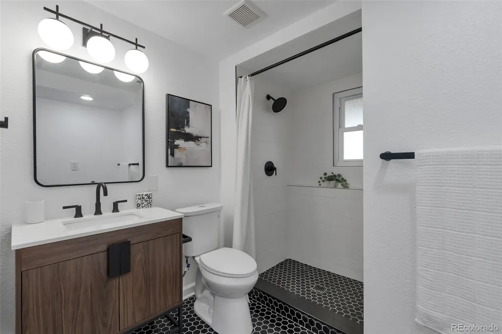 1595 S Norfolk Street Aurora CO 80017