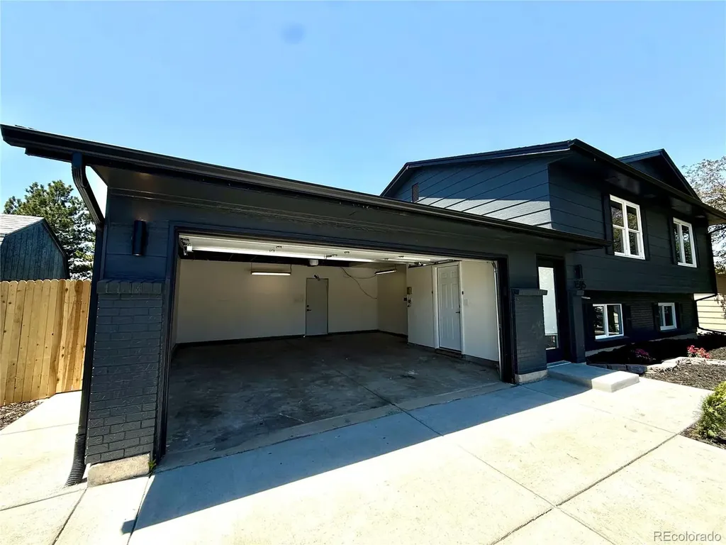 1595 S Norfolk Street Aurora CO 80017
