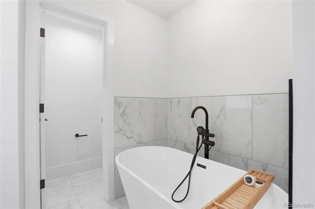 3645 S Poplar Street Denver CO 80237