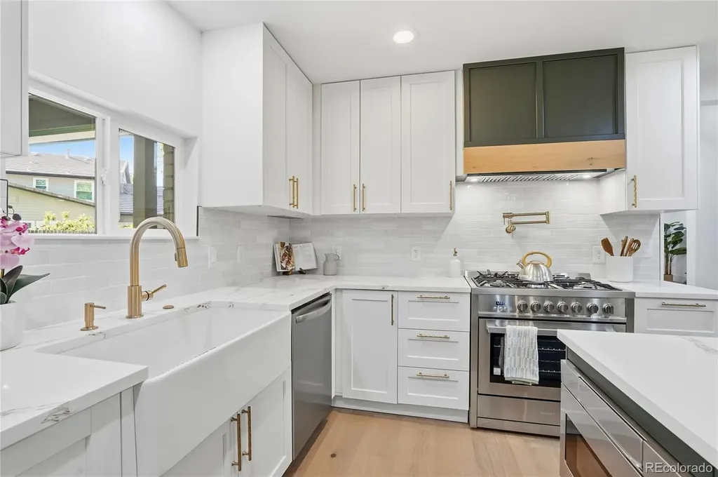 3645 S Poplar Street Denver CO 80237