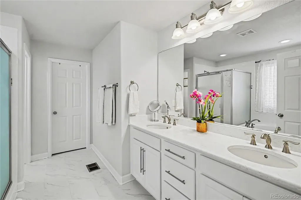 25064 E Archer Place Aurora CO 80018