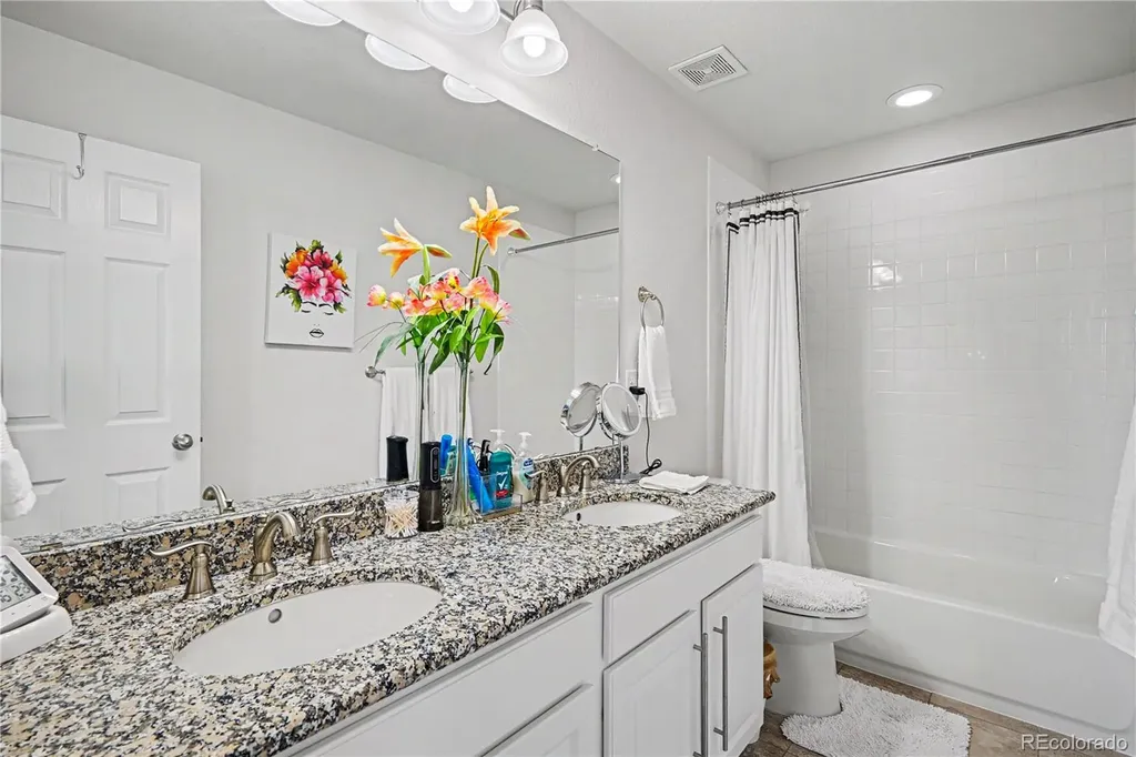 25064 E Archer Place Aurora CO 80018