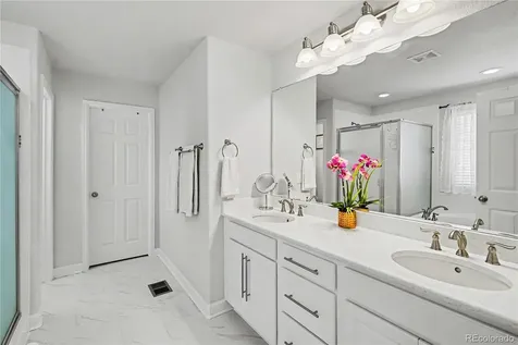 25064 E Archer Place Aurora CO 80018