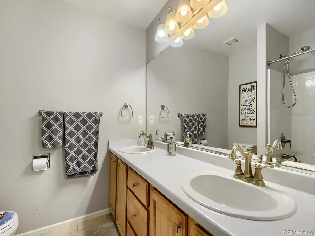 10235 Alexa Lane Highlands Ranch CO 80130