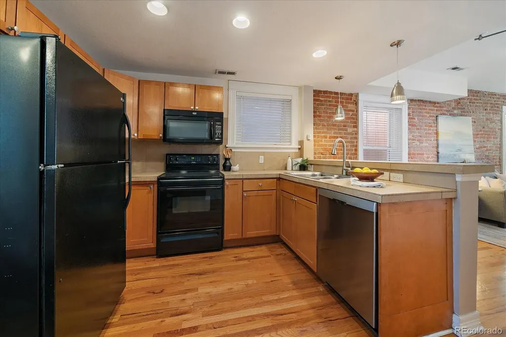 1576 N Franklin Street Denver CO 80218
