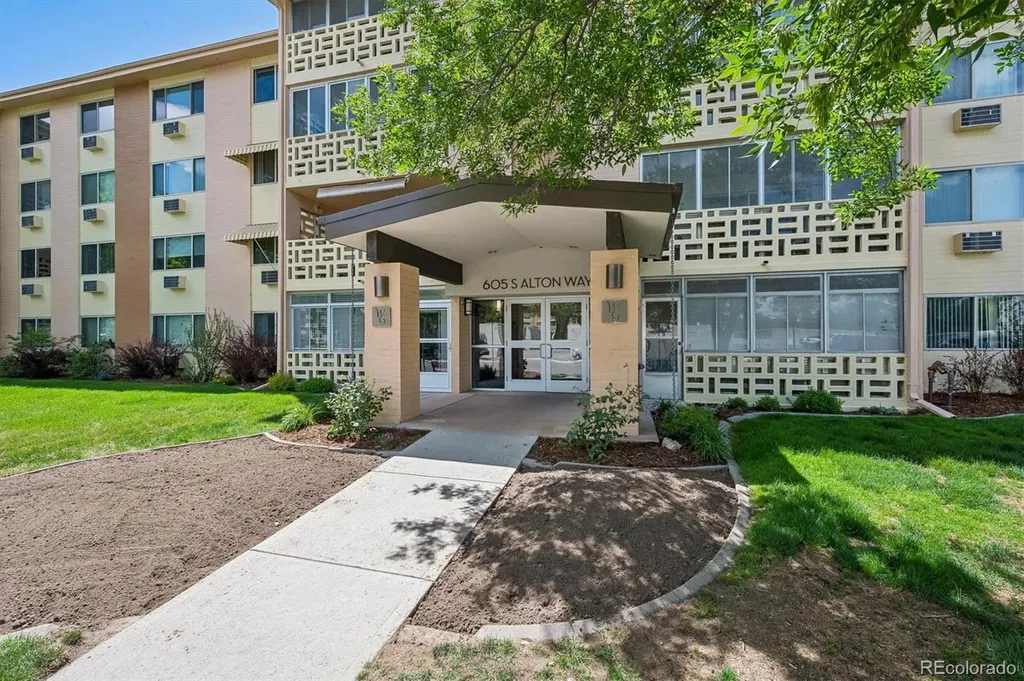 605 S Alton Way Denver CO 80247