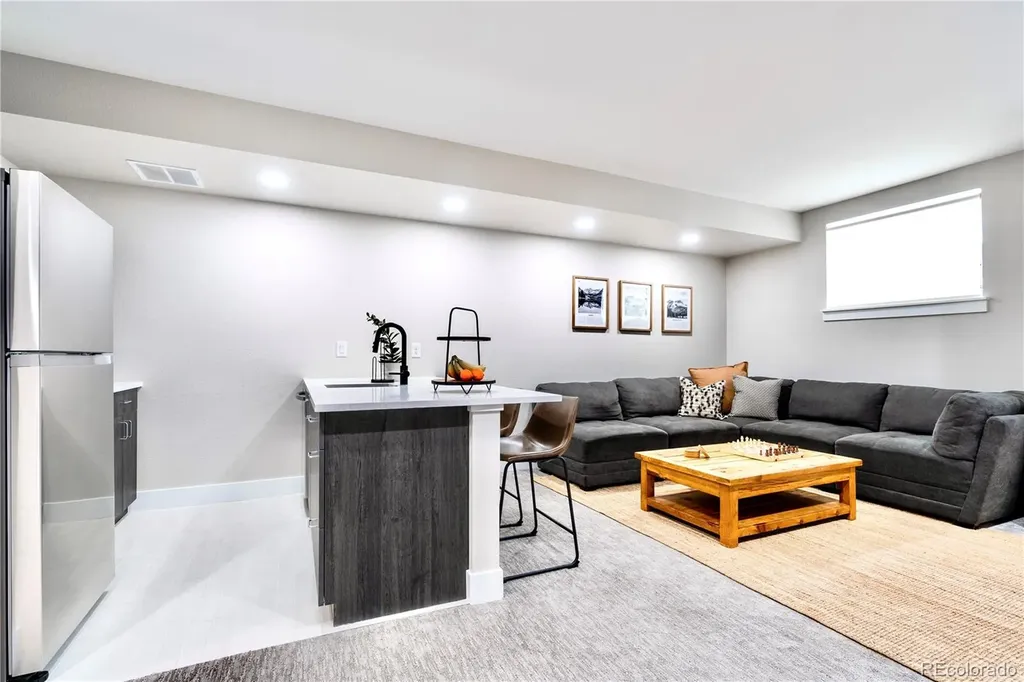 1074 Knox Court Denver CO 80204