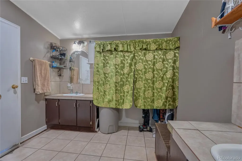 806 Birch Street Hudson CO 80642