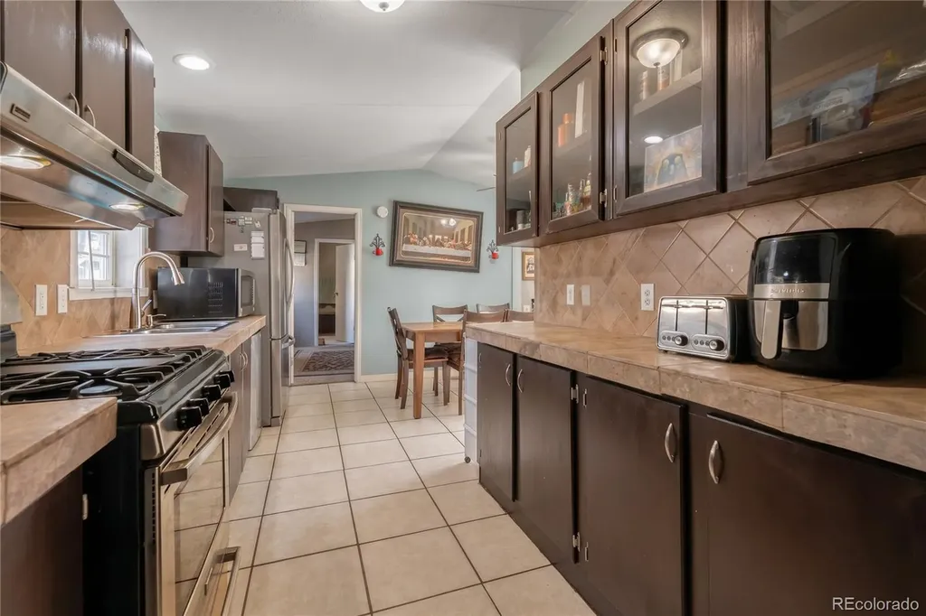 806 Birch Street Hudson CO 80642