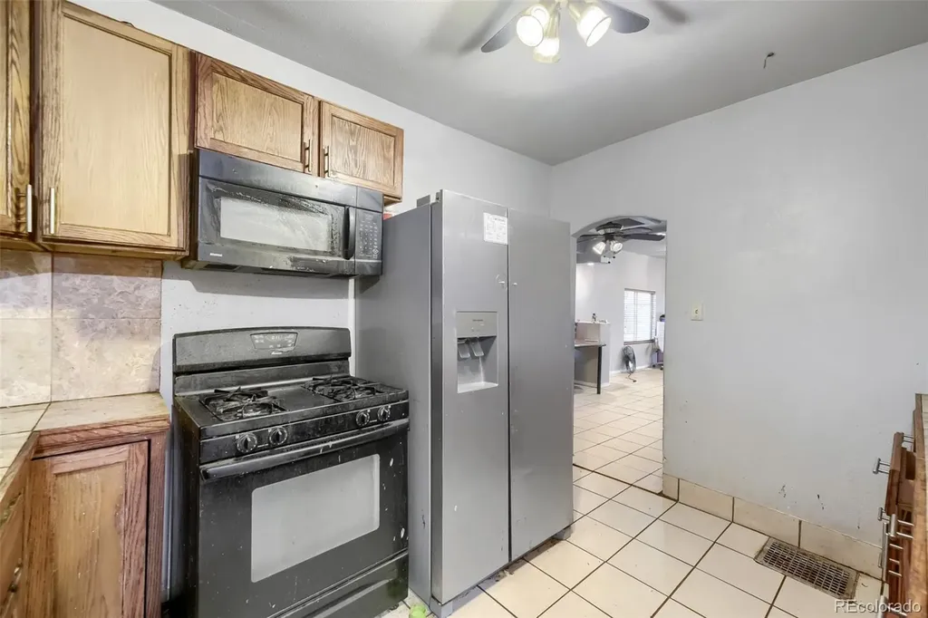 6330 E 54th Avenue Commerce City CO 80022