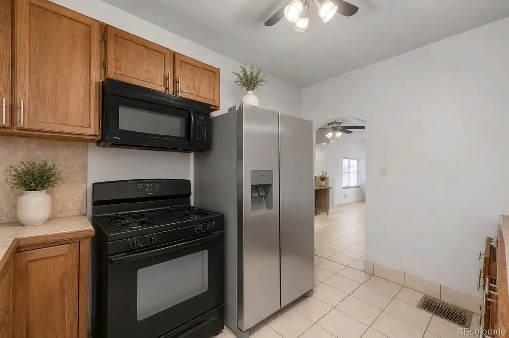 6330 E 54th Avenue Commerce City CO 80022