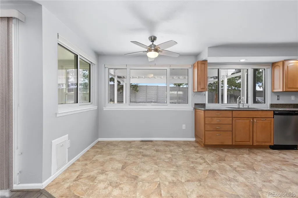 10191 Zenobia Circle Westminster CO 80031