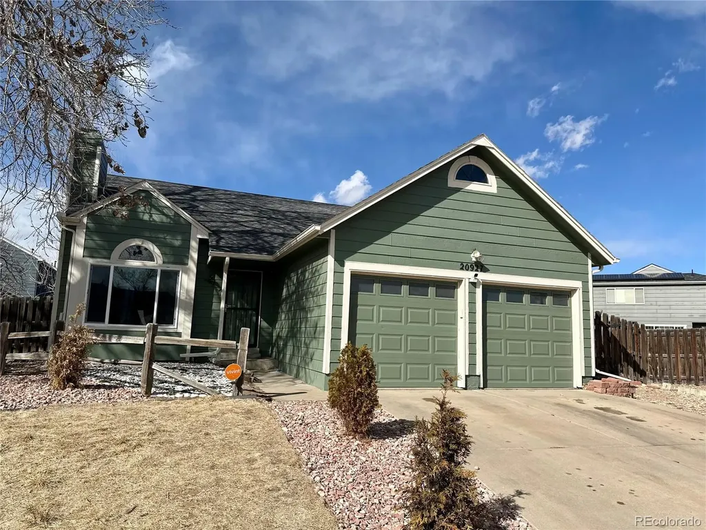 20927 Kelly Place Denver CO 80249