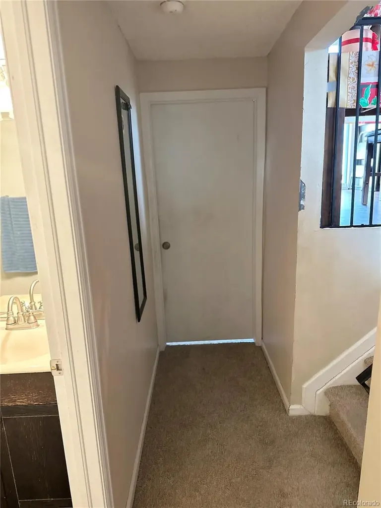 20927 Kelly Place Denver CO 80249
