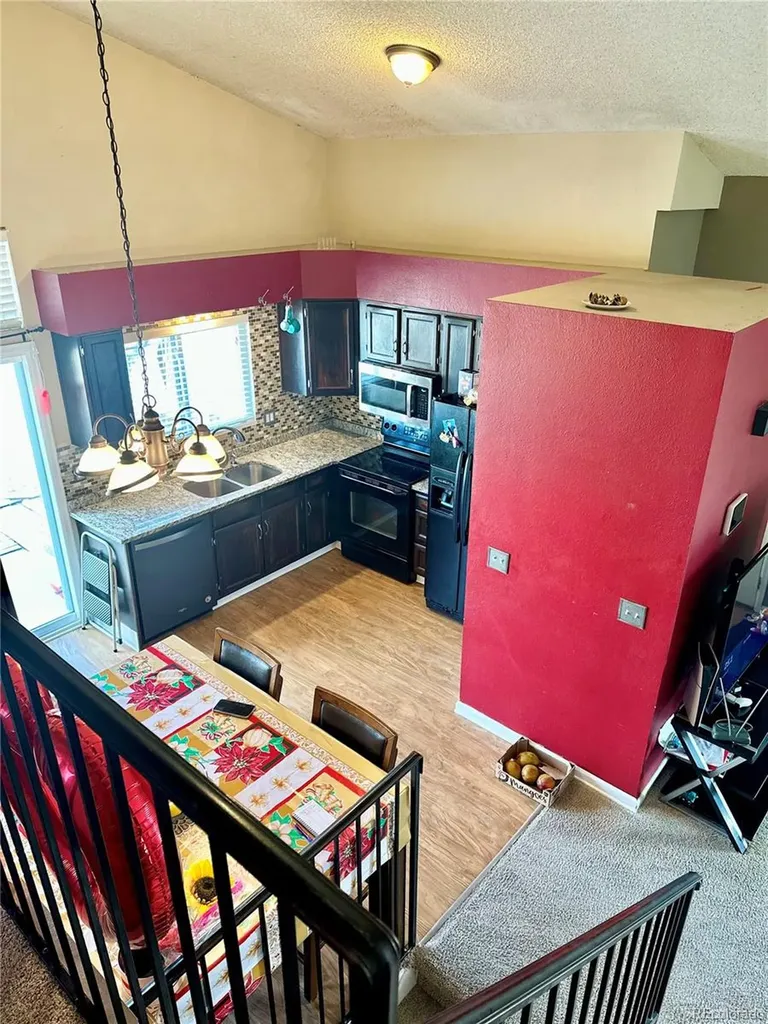 20927 Kelly Place Denver CO 80249