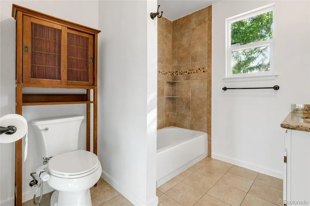 5371 Julian Street Denver CO 80221
