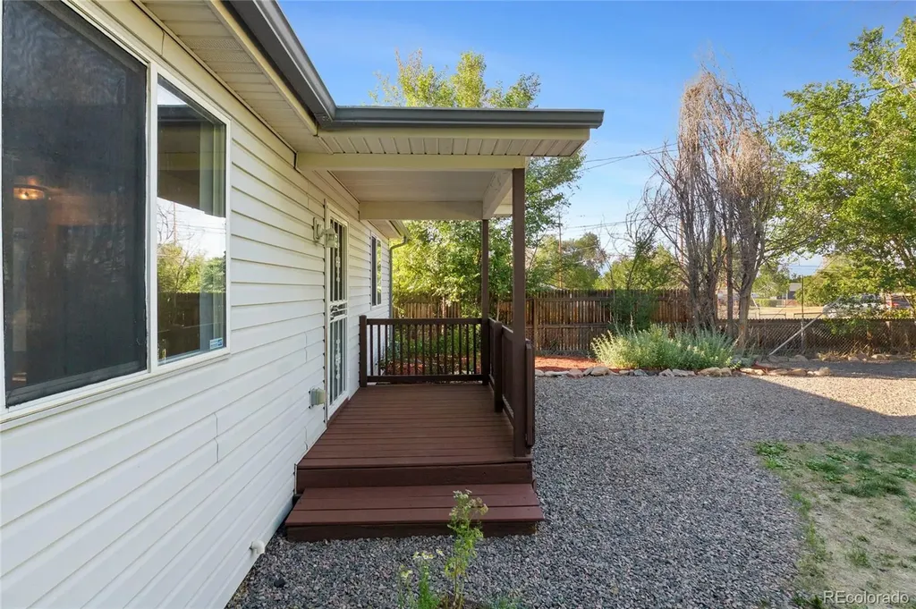 5371 Julian Street Denver CO 80221