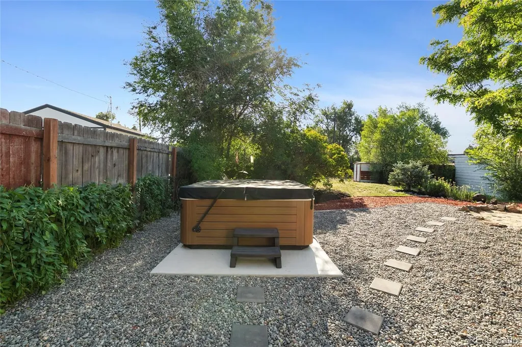 5371 Julian Street Denver CO 80221