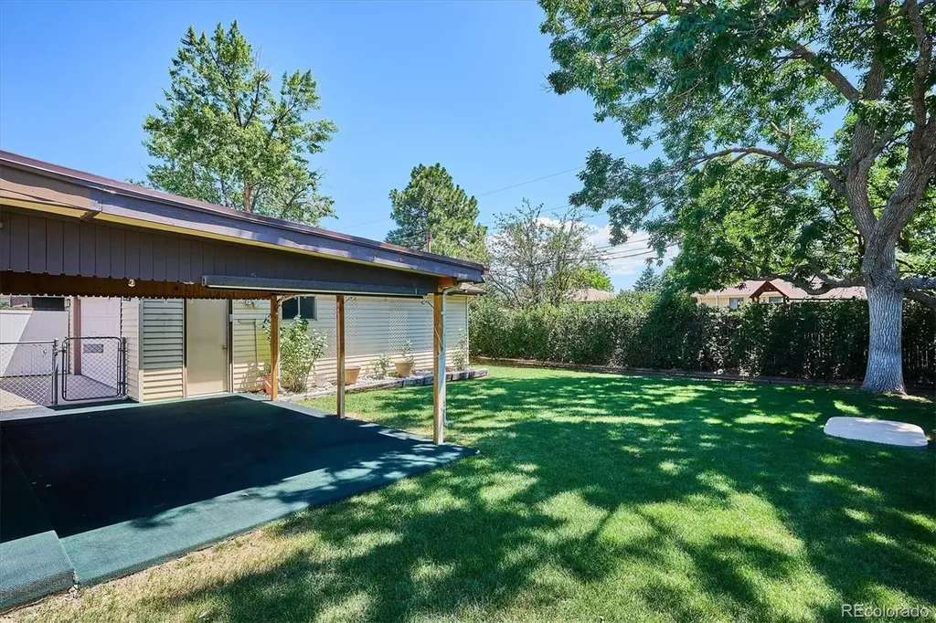 2922 W Layton Avenue Englewood CO 80110