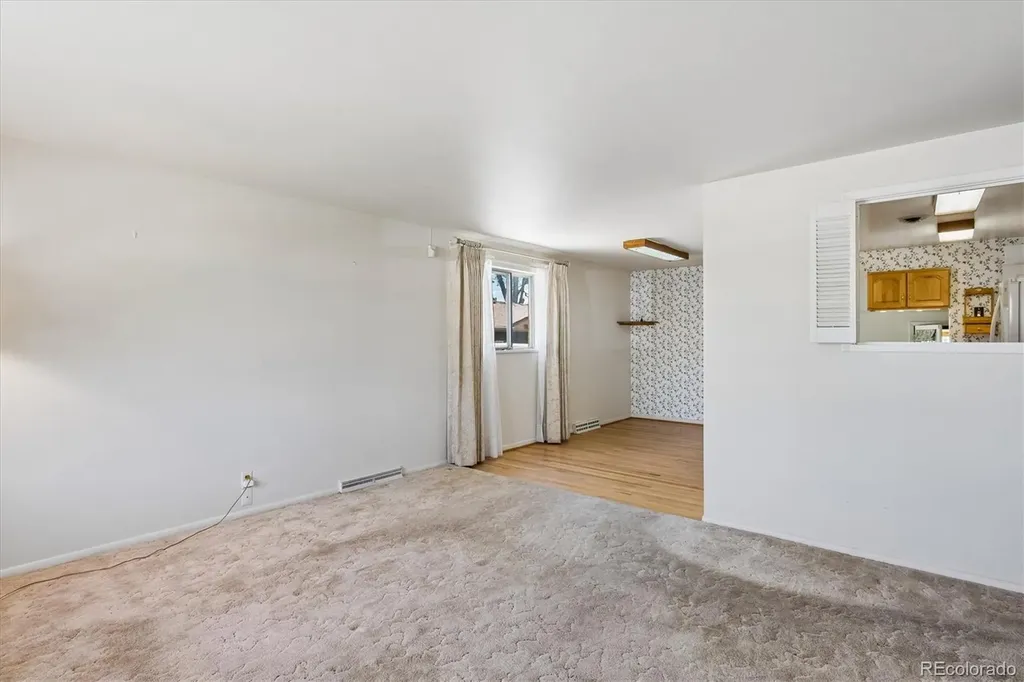 2922 W Layton Avenue Englewood CO 80110