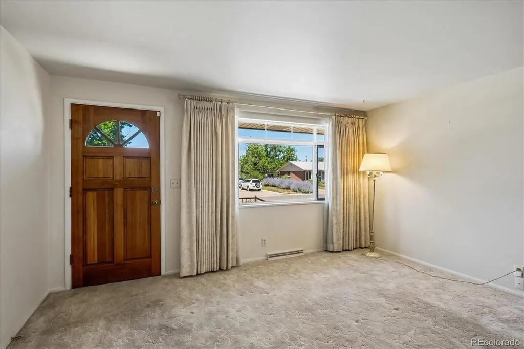 2922 W Layton Avenue Englewood CO 80110