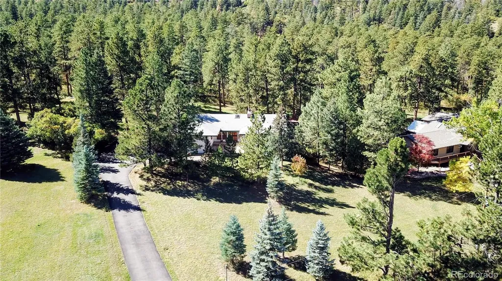 8057 Bannock Drive Larkspur CO 80118