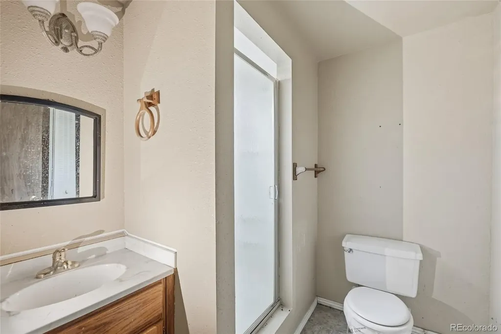 1404 S Vaughn Circle Aurora CO 80012