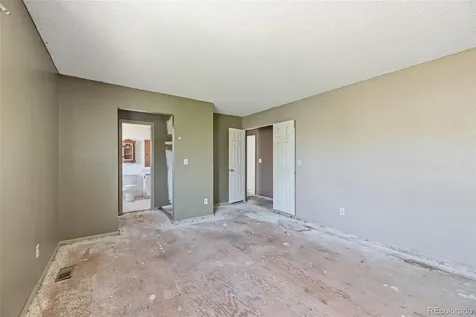 1404 S Vaughn Circle Aurora CO 80012