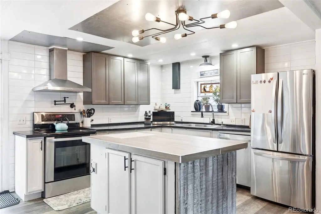 4622 Grand Canyon Drive Greeley CO 80634