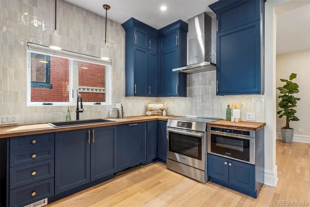 219 W 1st Avenue Denver CO 80223
