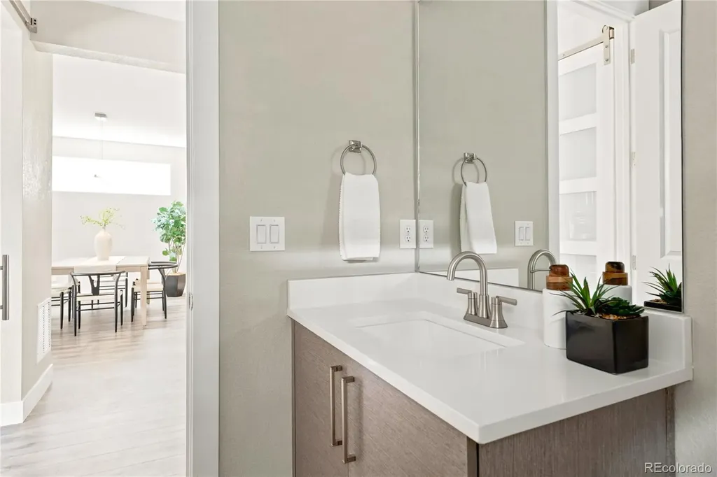 5692 Zuni Court Denver CO 80221