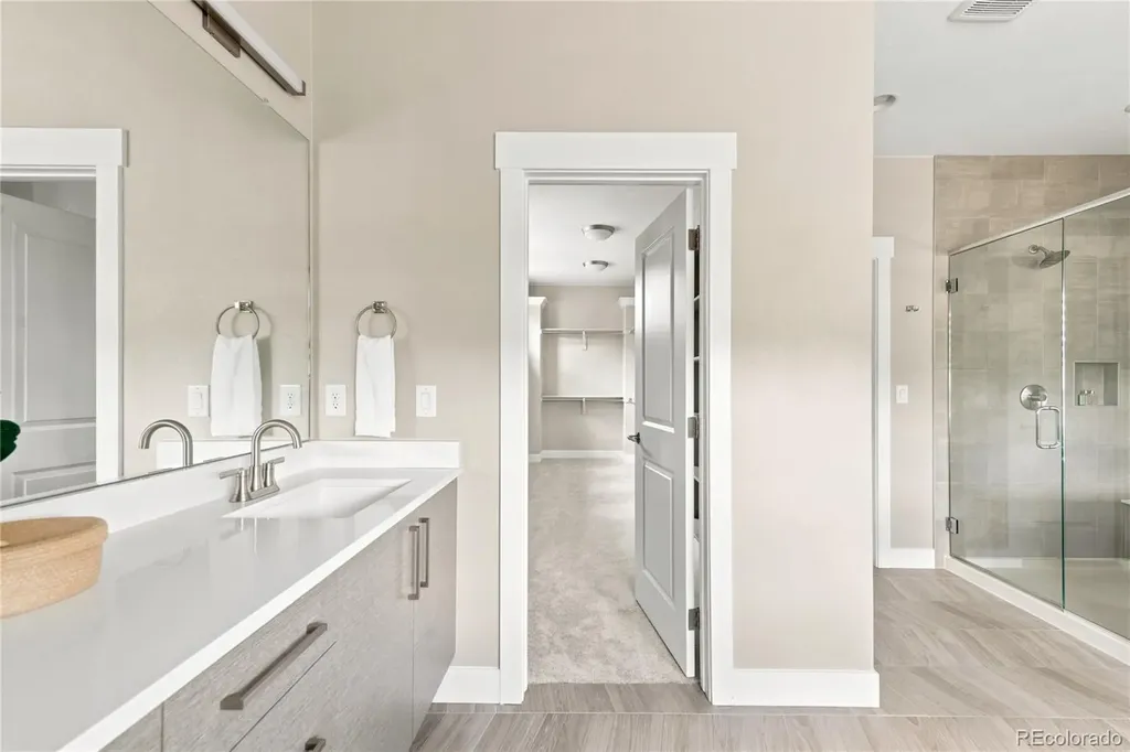 5692 Zuni Court Denver CO 80221