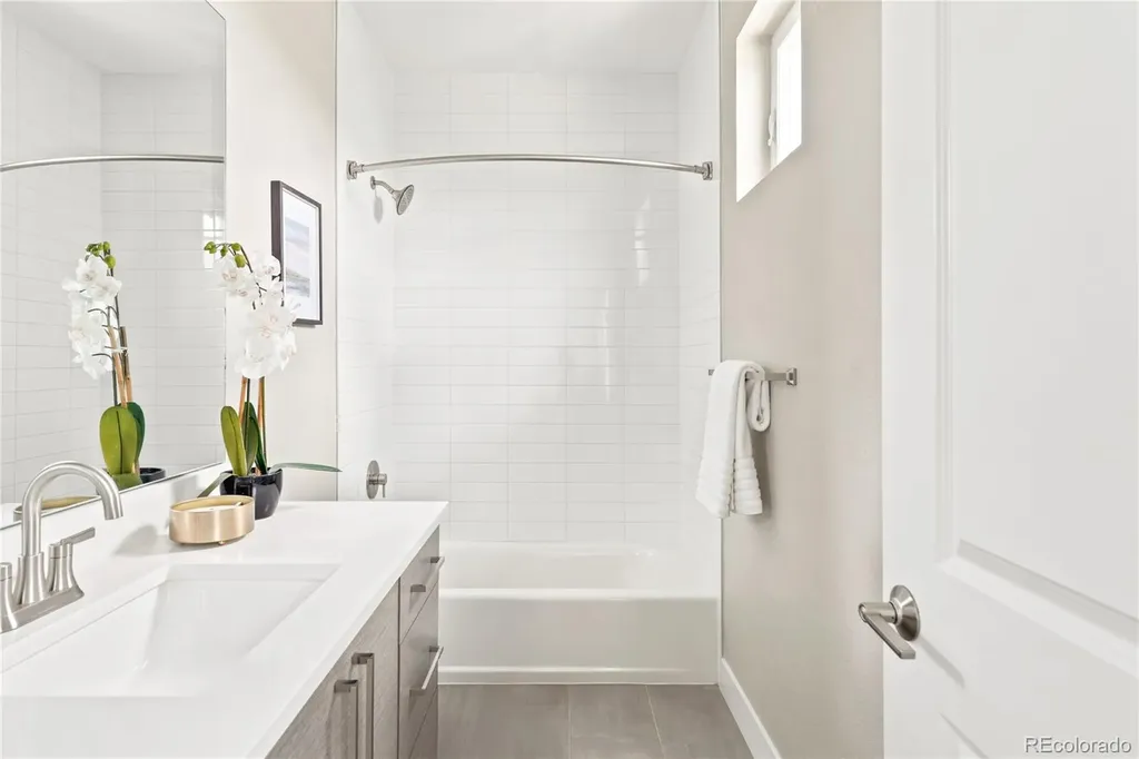 5692 Zuni Court Denver CO 80221