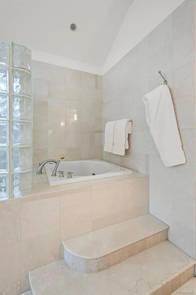 7358 Buckingham Court Boulder CO 80301