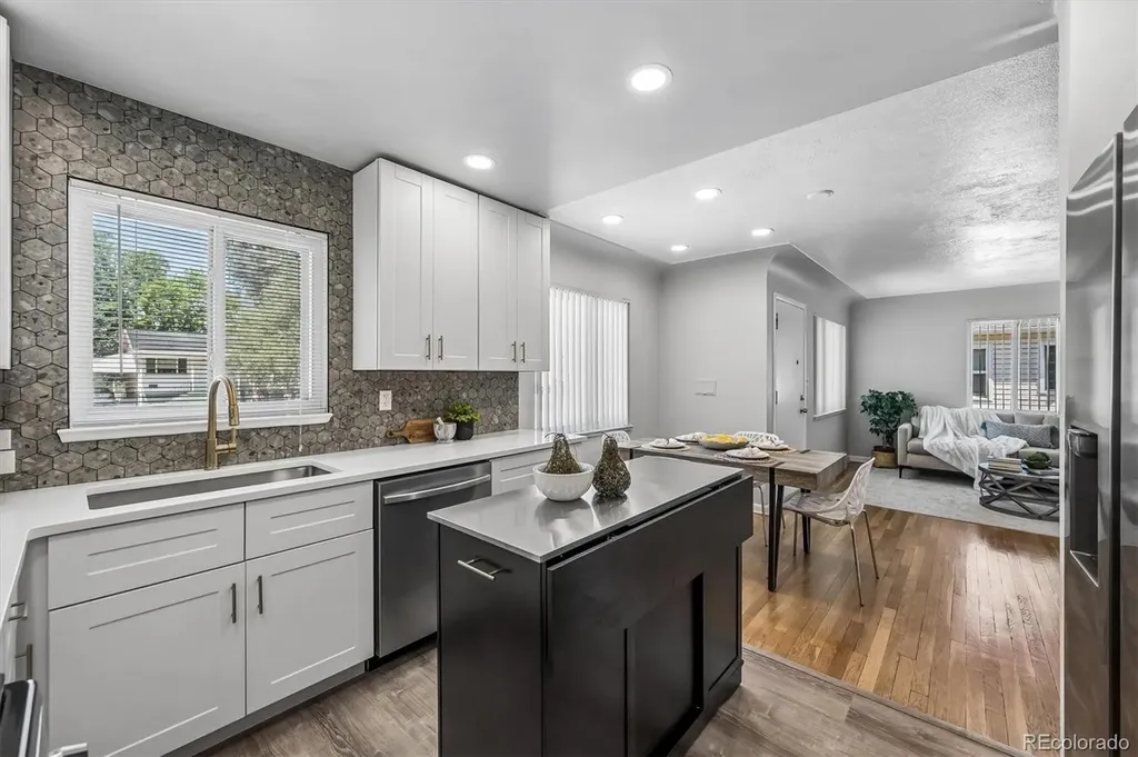 3158 S Fox Street Englewood CO 80110