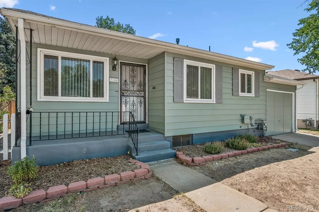 3158 S Fox Street Englewood CO 80110