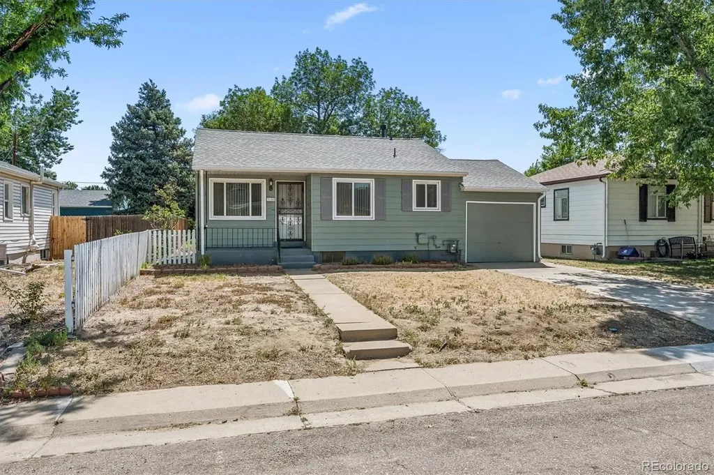 3158 S Fox Street Englewood CO 80110