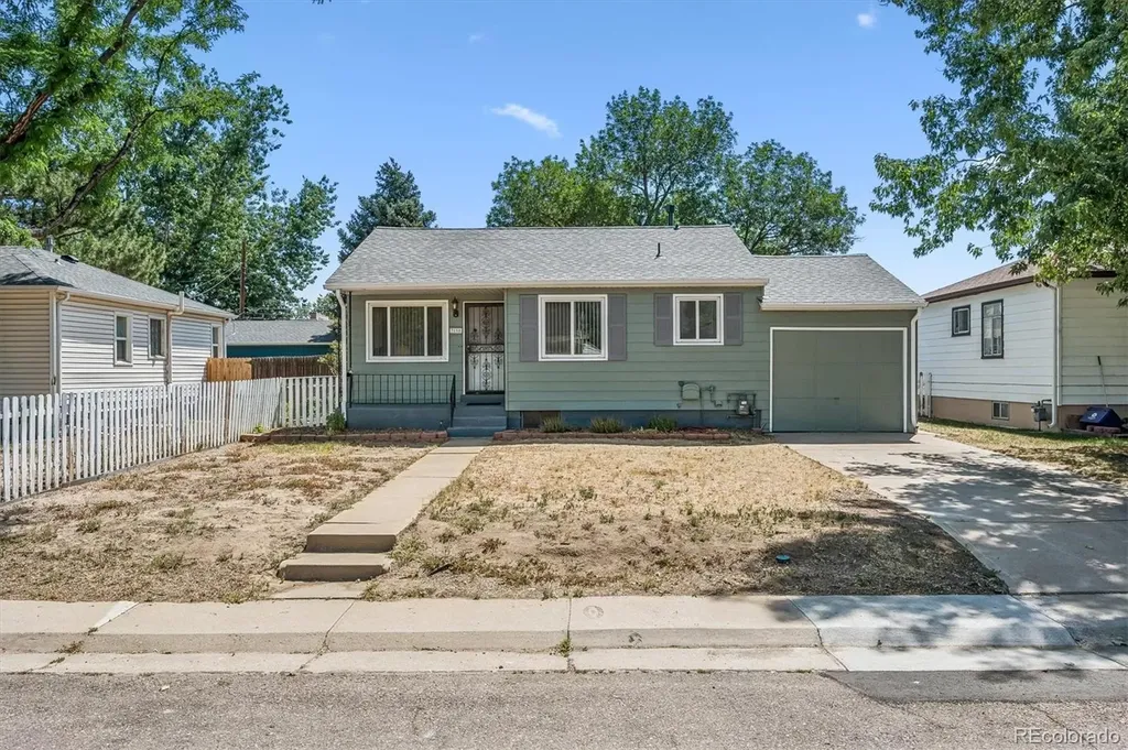 3158 S Fox Street Englewood CO 80110