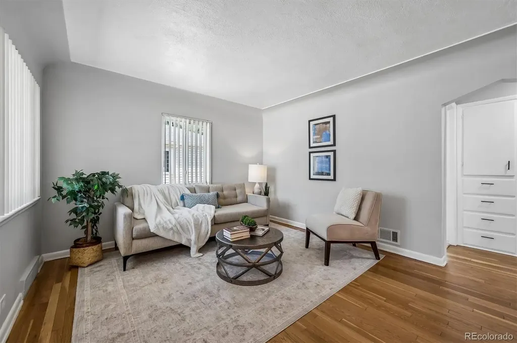 3158 S Fox Street Englewood CO 80110