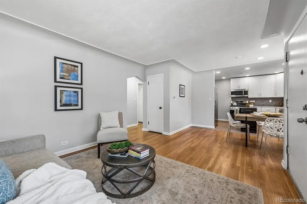 3158 S Fox Street Englewood CO 80110
