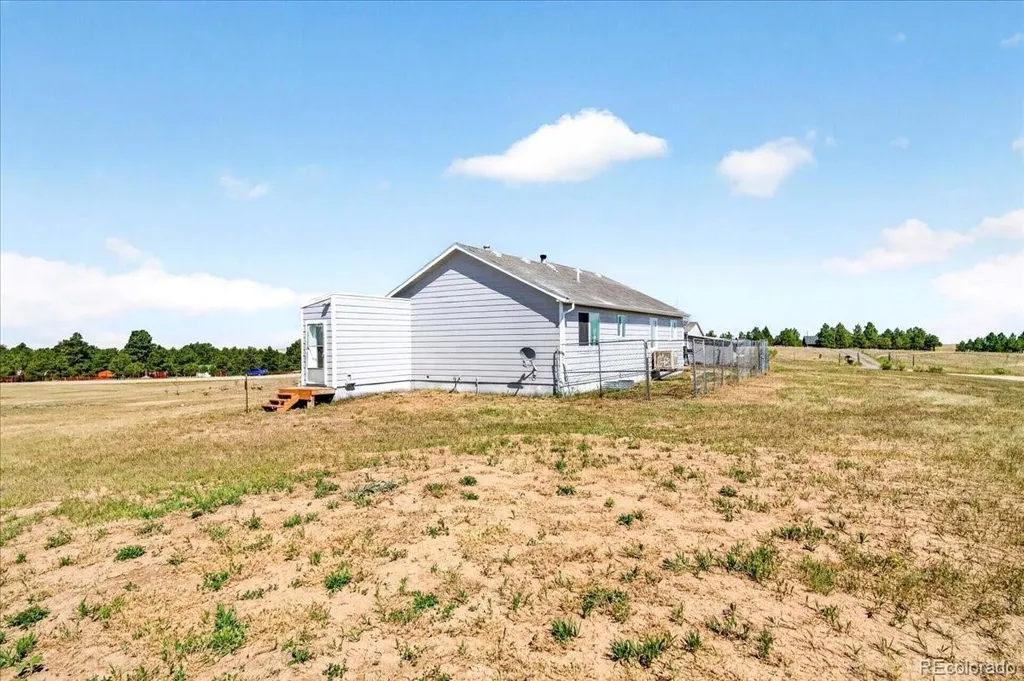 24396 Emerald Trail Deer Trail CO 80105