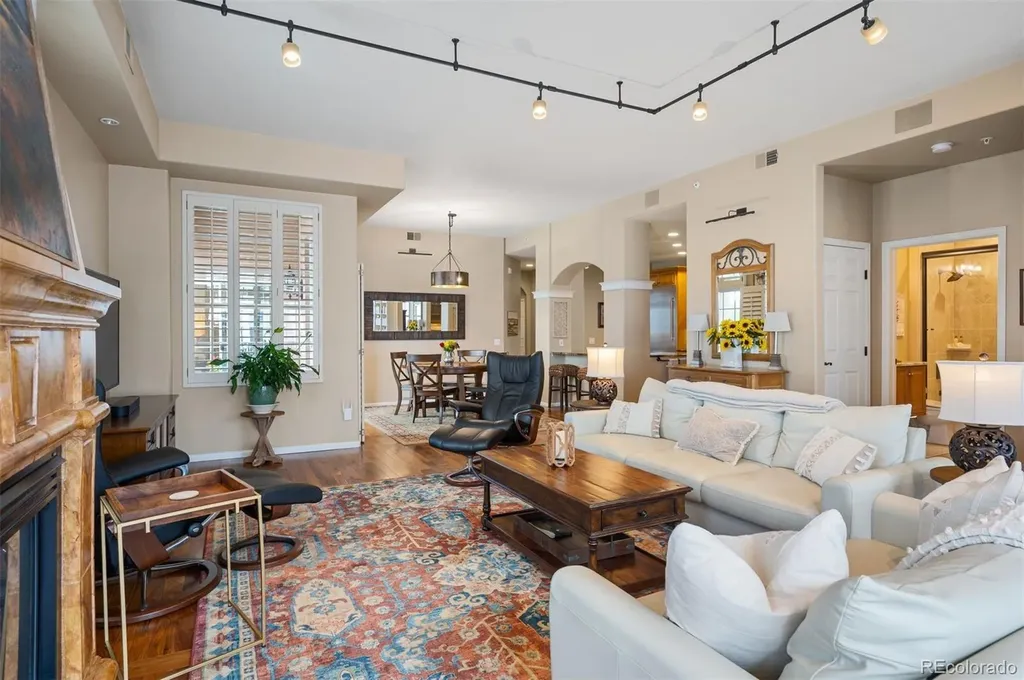 1140 Cherokee Street Denver CO 80204