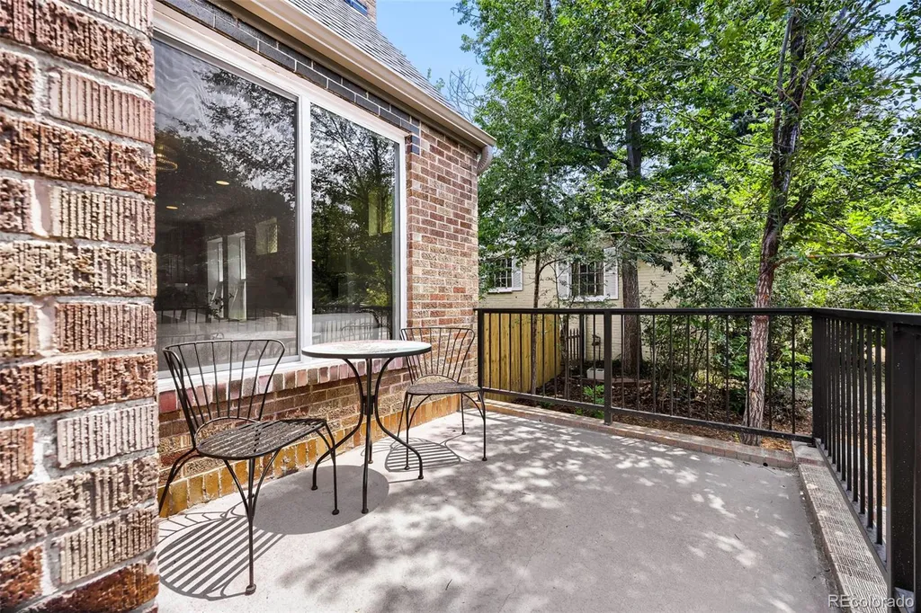 1274 Hudson Street Denver CO 80220