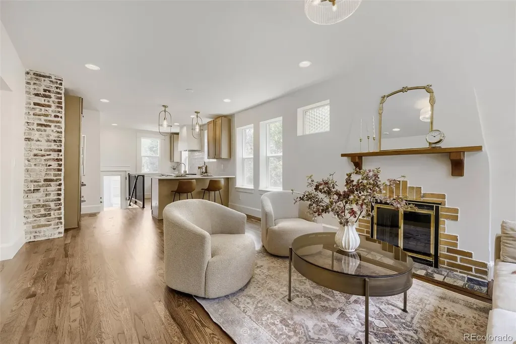 1274 Hudson Street Denver CO 80220