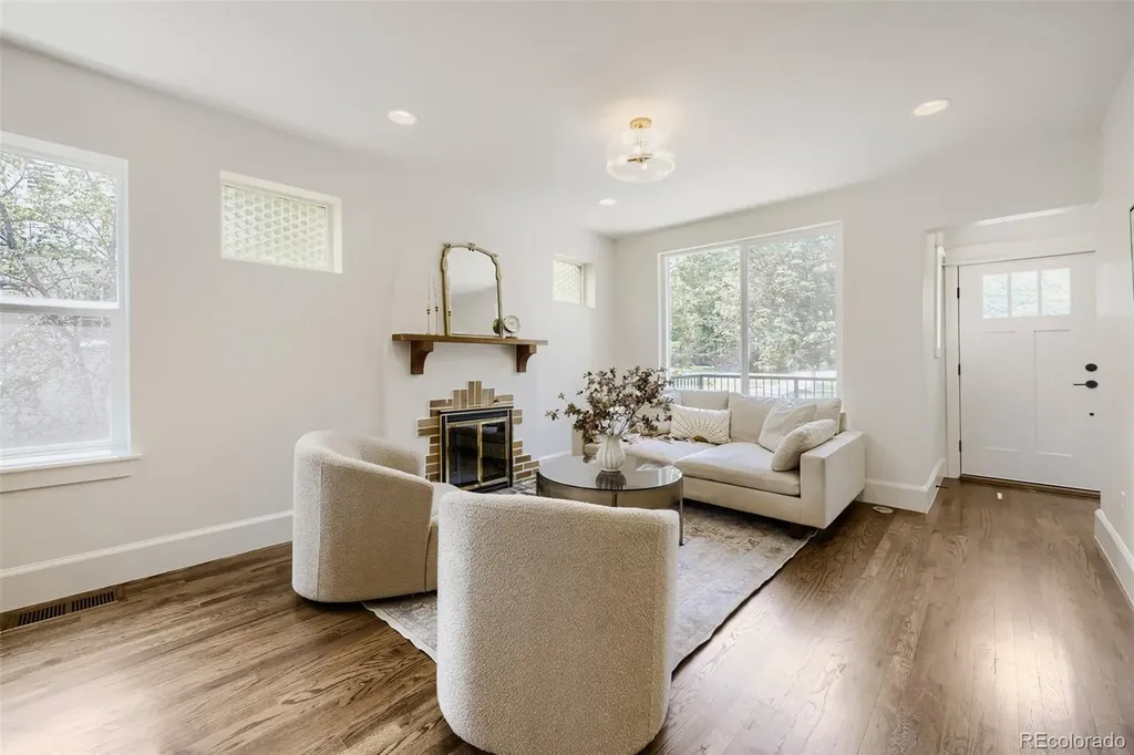 1274 Hudson Street Denver CO 80220