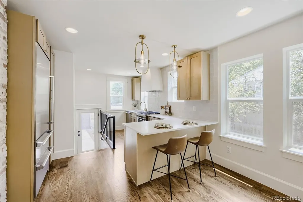 1274 Hudson Street Denver CO 80220