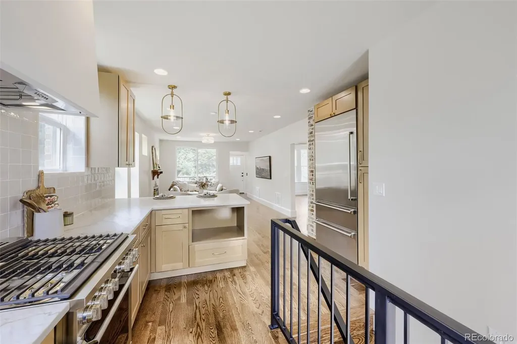 1274 Hudson Street Denver CO 80220